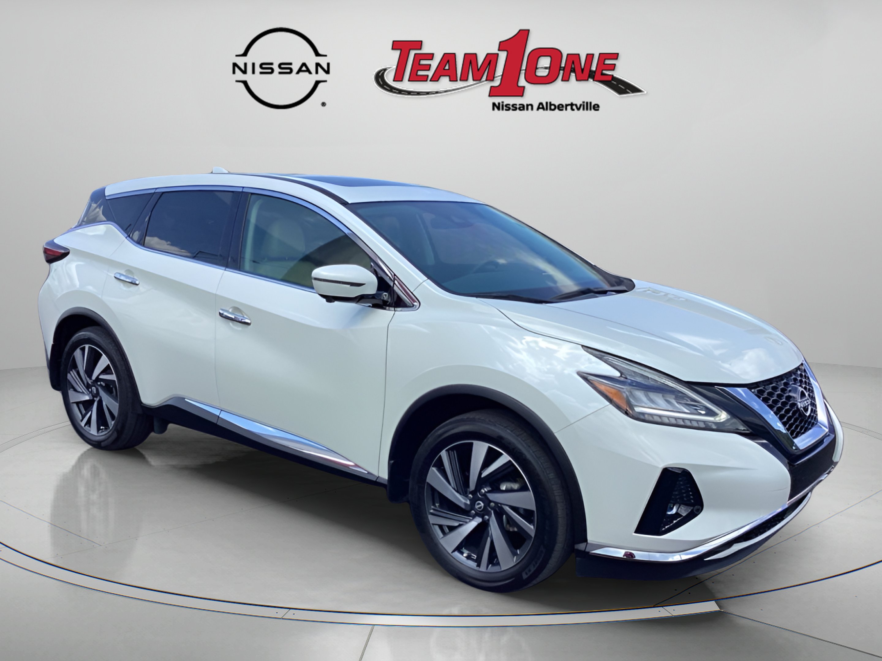 Used 2024 White Nissan SL image 1