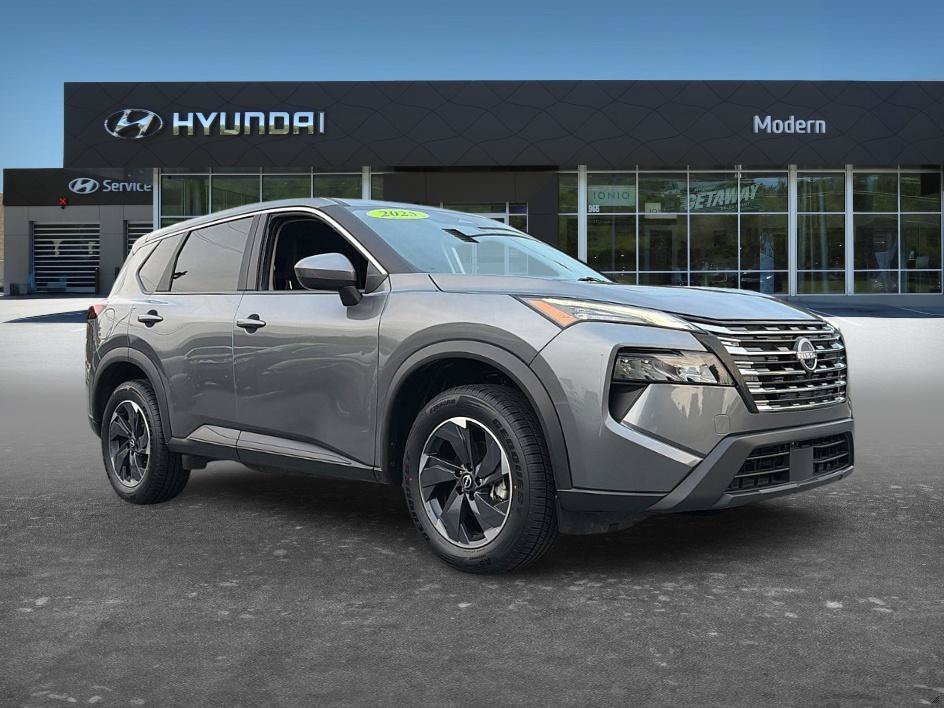 Used 2025 Gun Metallic Nissan SV image 3