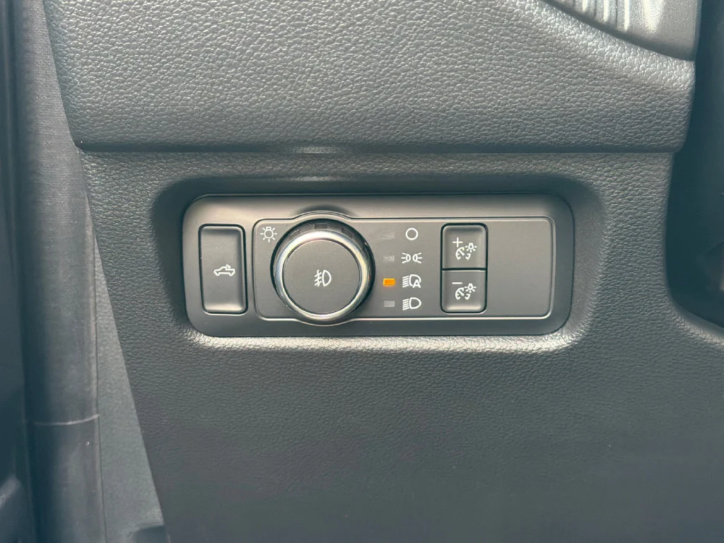 New 2026 Beige Ford XLT image 32