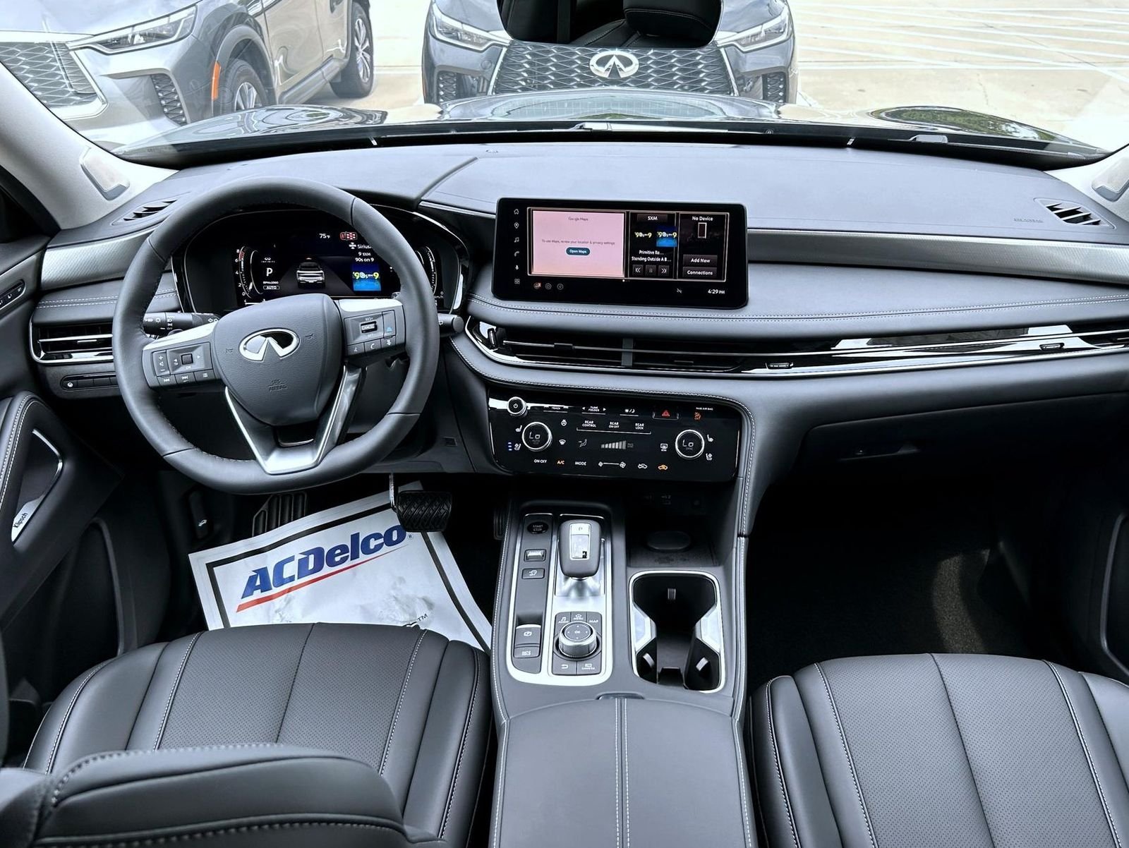 New 2027 MINERAL BLACK INFINITI Luxe AWD image 12