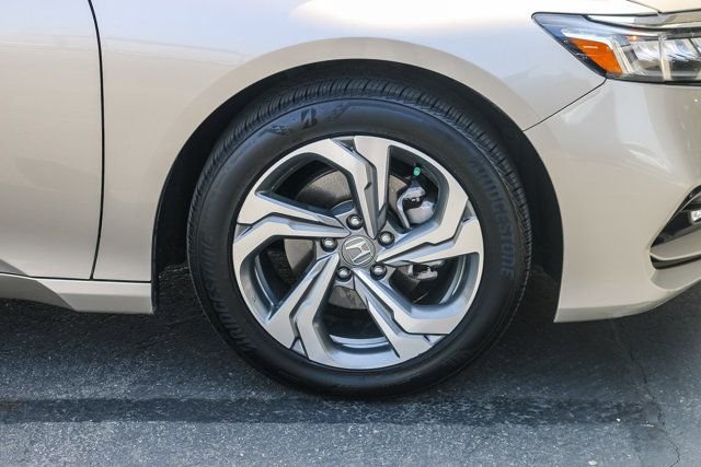 Used 2018 Beige Honda EX image 11