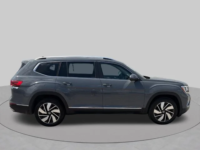 Used 2025 Gray Volkswagen 2.0T SEL image 6