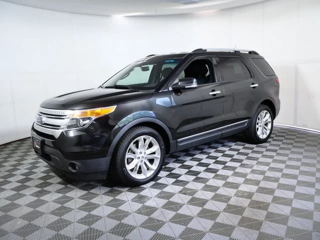 Used 2014 Black Ford XLT image 5