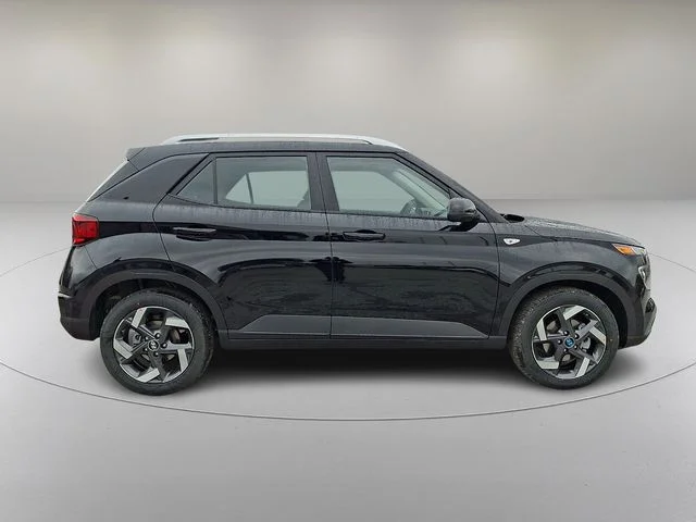New 2026 Black Hyundai SEL image 8