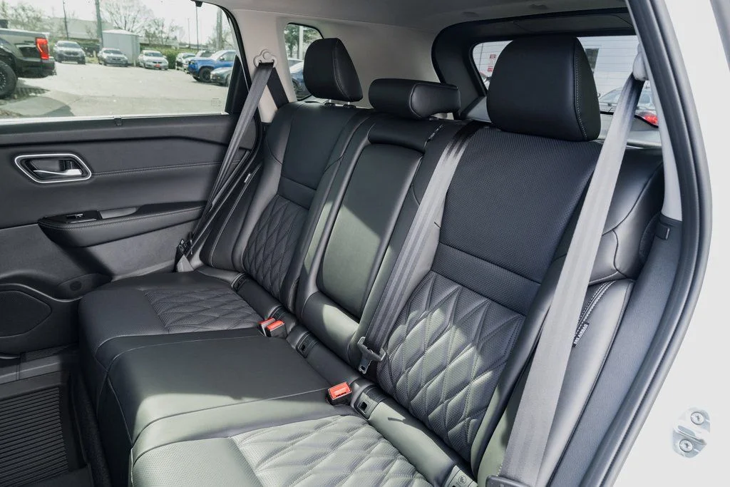 New 2026 Everest White Pearl TriCoat Nissan Platinum image 22
