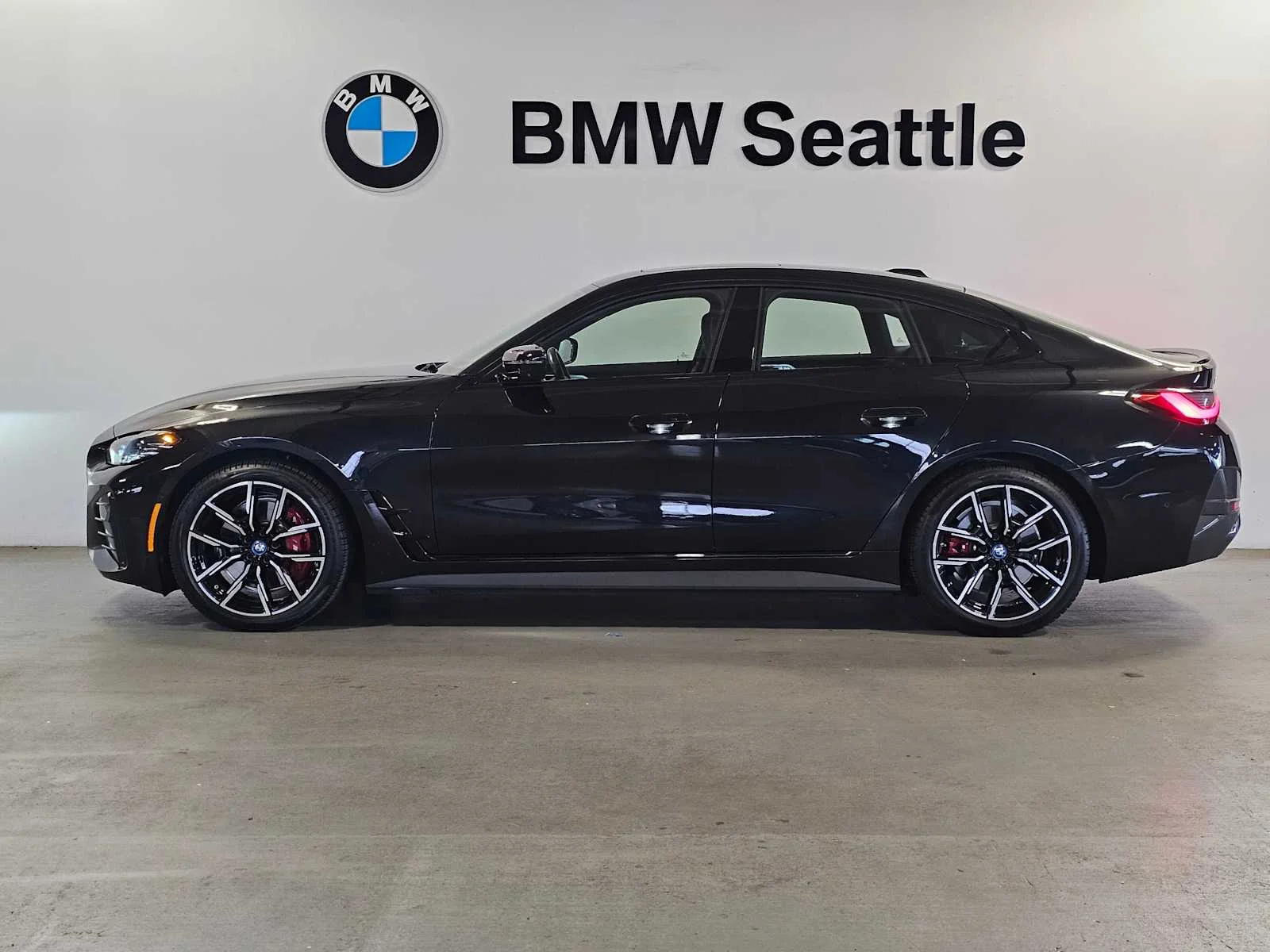 Certified Used 2023 Black Sapphire Metallic BMW eDrive40 image 3