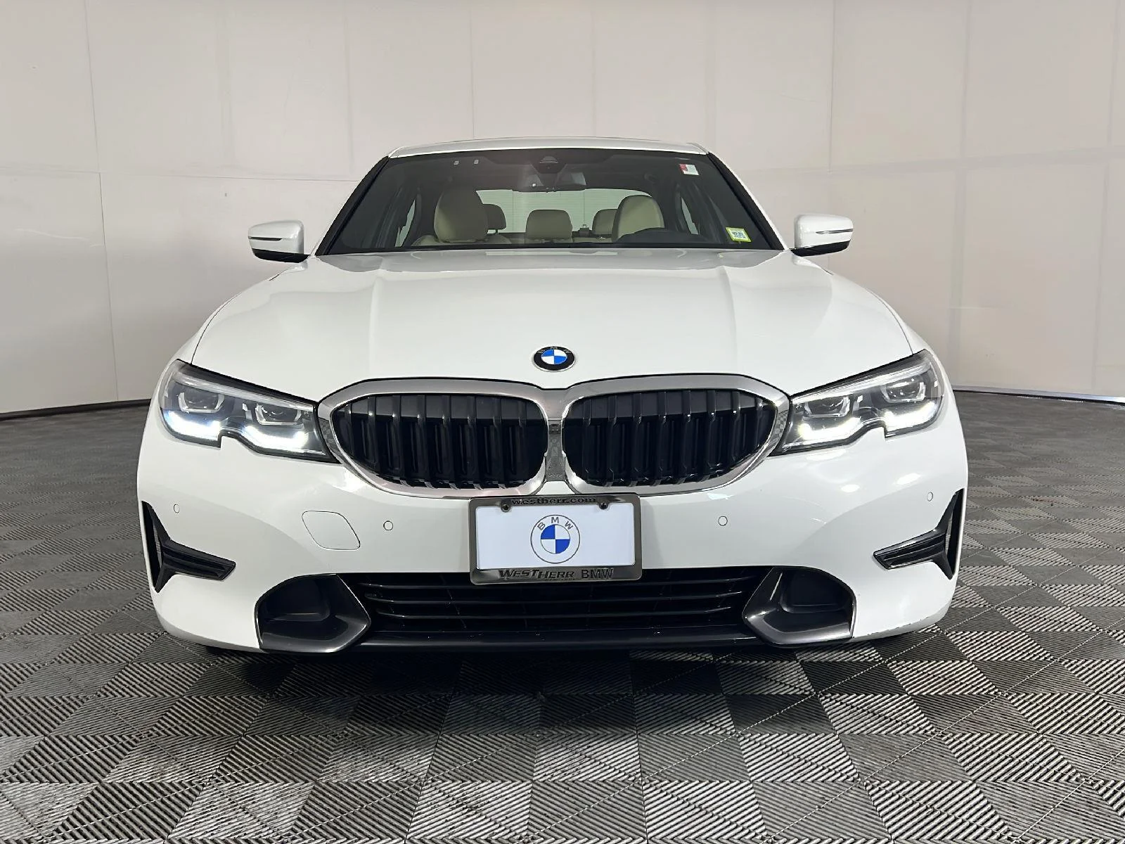 Used 2021 Alpine White BMW 330i xDrive image 13