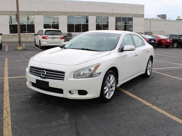 Used 2011 Nissan Maxima SV with VIN 1N4AA5APXBC864295 for sale in North Olmsted, OH