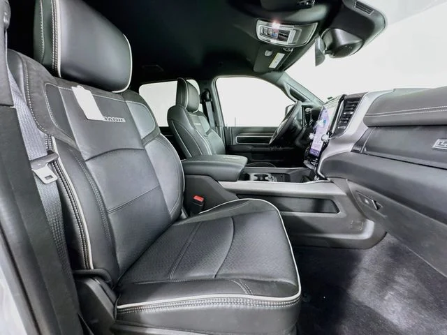 New 2026 Bright White Clear-Coat Exterior Paint RAM Laramie image 28