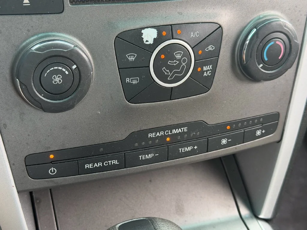 Used 2012 Blue Ford Base image 24