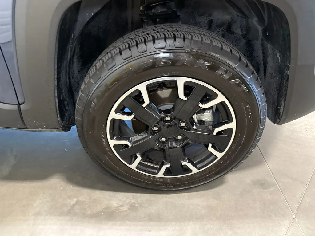 Used 2023 Blue Jeep Trailhawk image 16