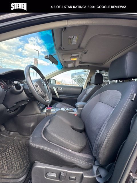 Used 2012 Black Nissan SV image 15