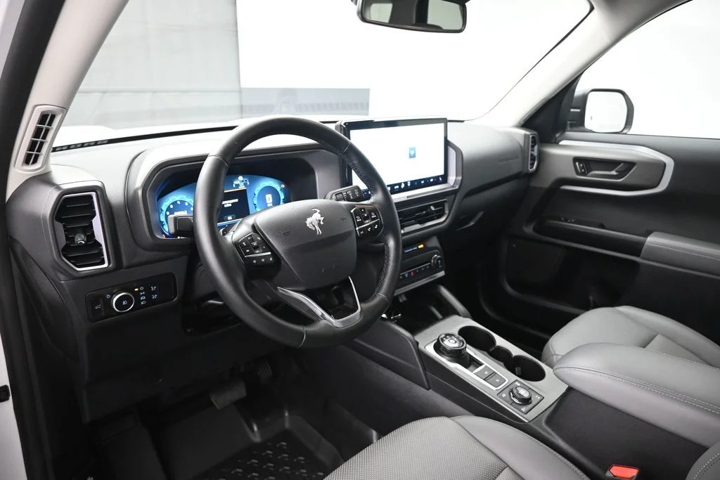 Certified Used 2025 White Ford Badlands image 18