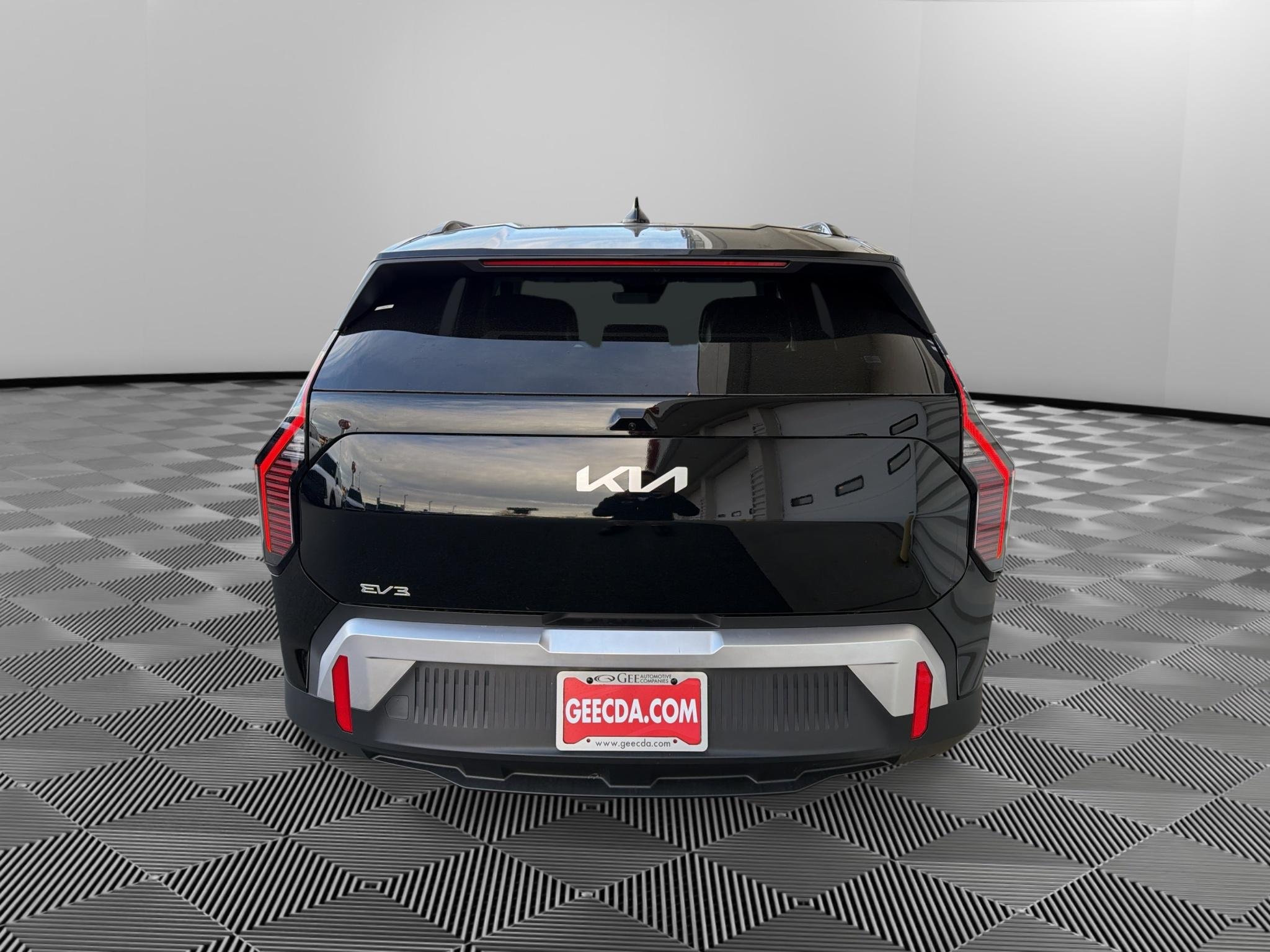 New 2027 Aurora Black Pearl Kia Wind image 5