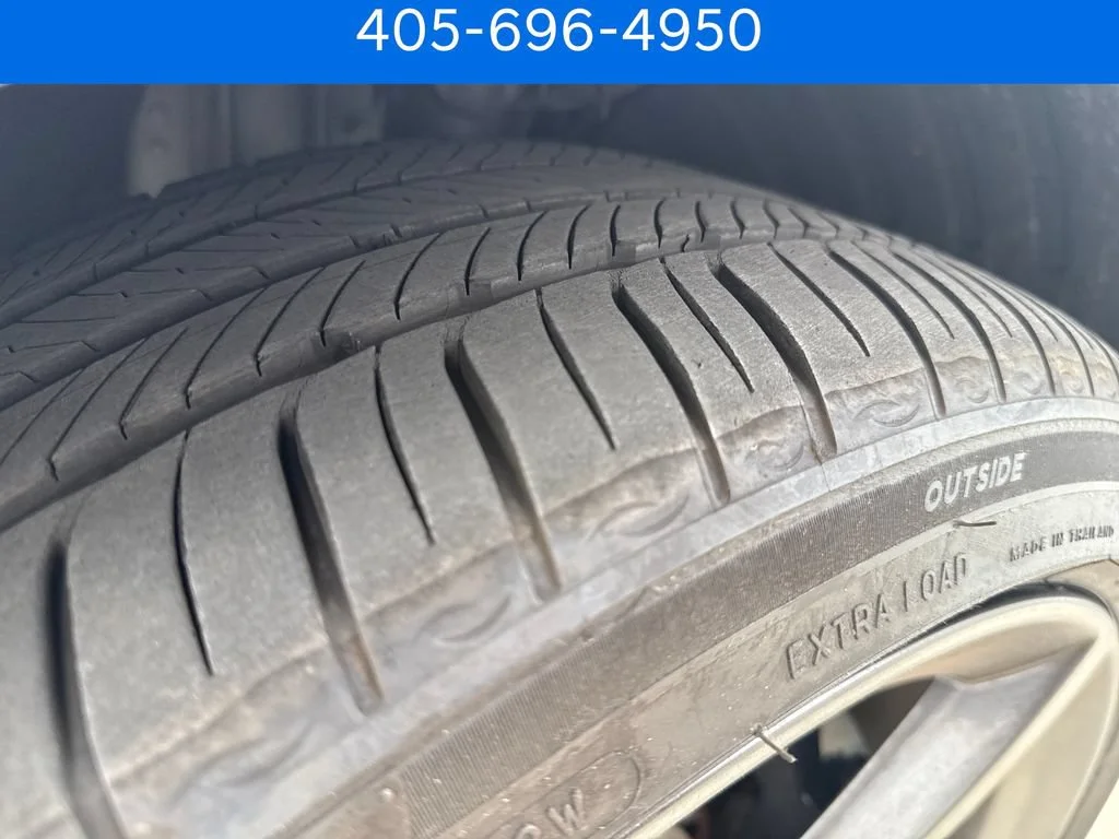 Certified Pre-Owned 2025 Genesis GV70 2.5T
