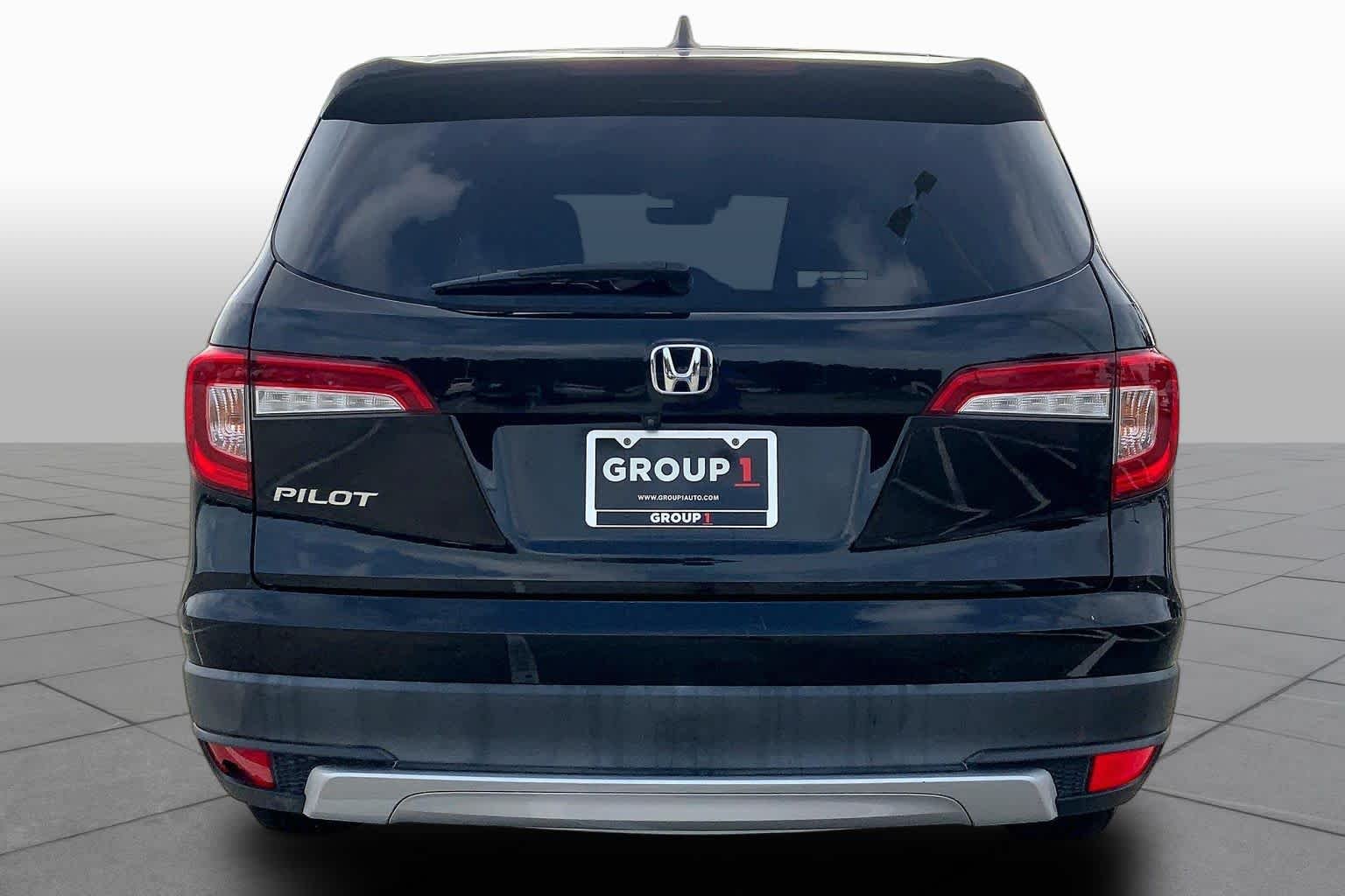 Used 2020 Crystal Black Pearl Honda EX-L image 5