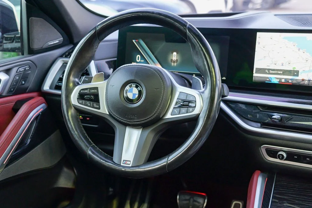 Used 2024 Alpine White BMW xDrive40i image 42