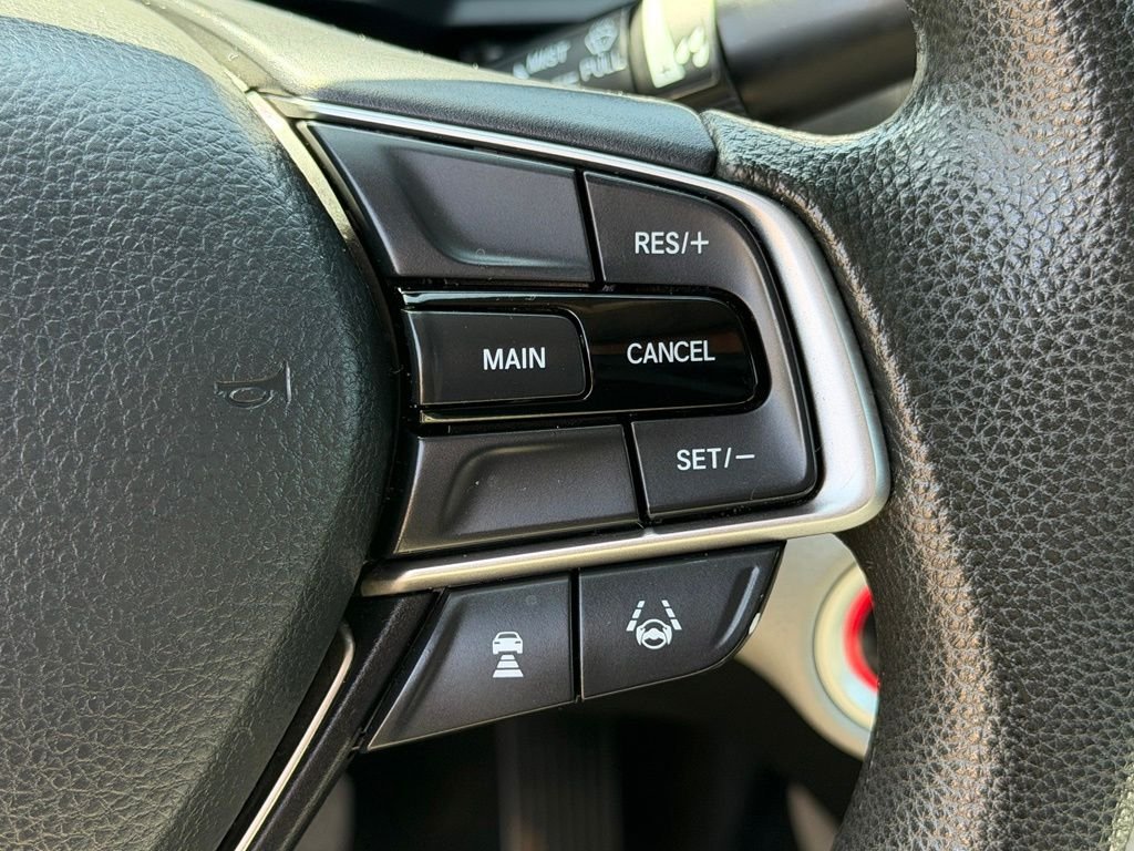 Used 2018 Gray Honda LX image 14