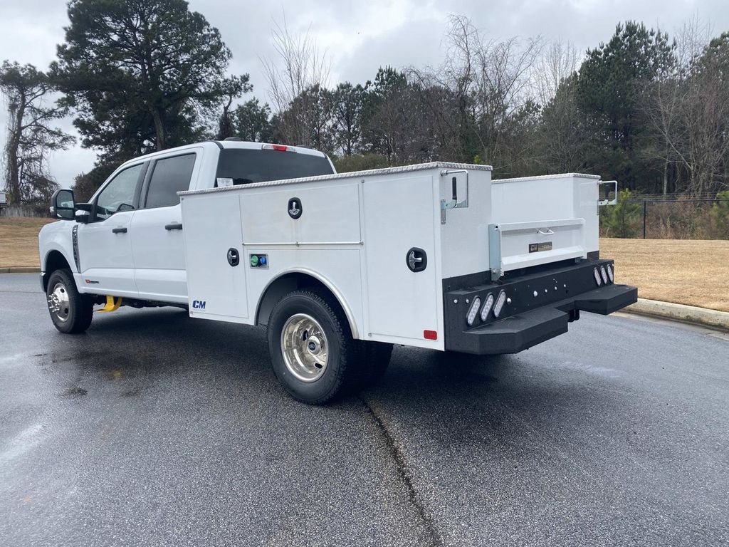 New 2026 Oxford White Ford F-350® XLT image 5