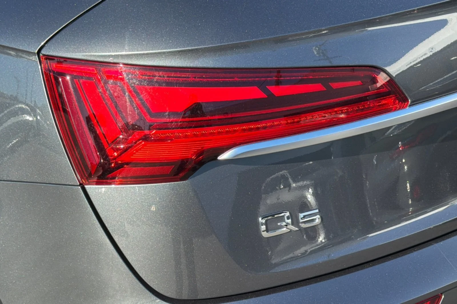 Used 2022 GREY Audi S line Premium image 26