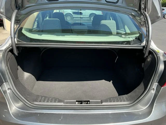 Used 2014 Gray Ford SE image 15