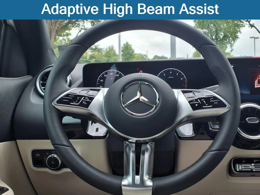 Certified Used 2026 Polar White Mercedes-Benz GLA 250 image 12