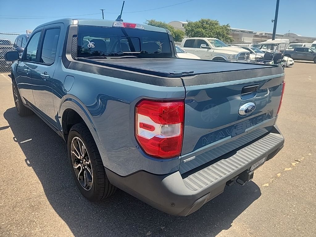 Used 2022  Ford Lariat image 10
