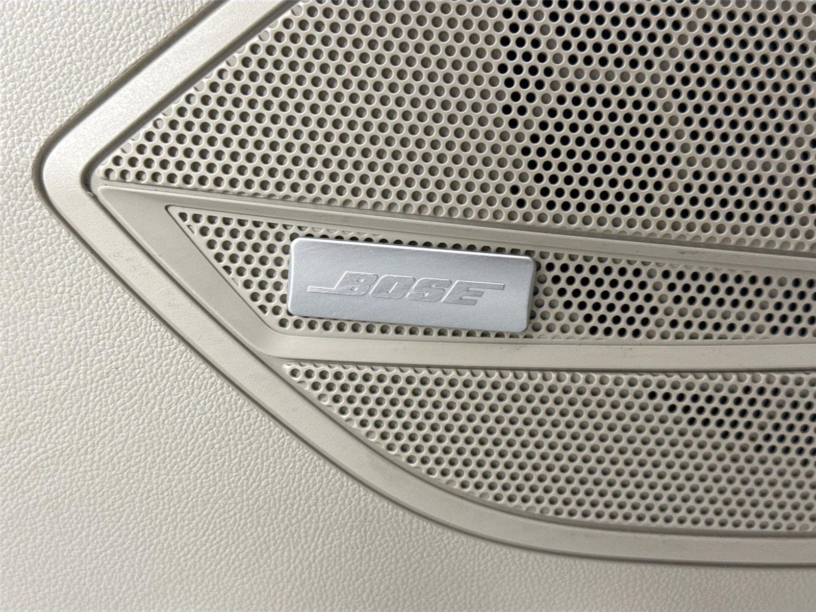Used 2018 White Frost Tricoat Buick Essence image 9