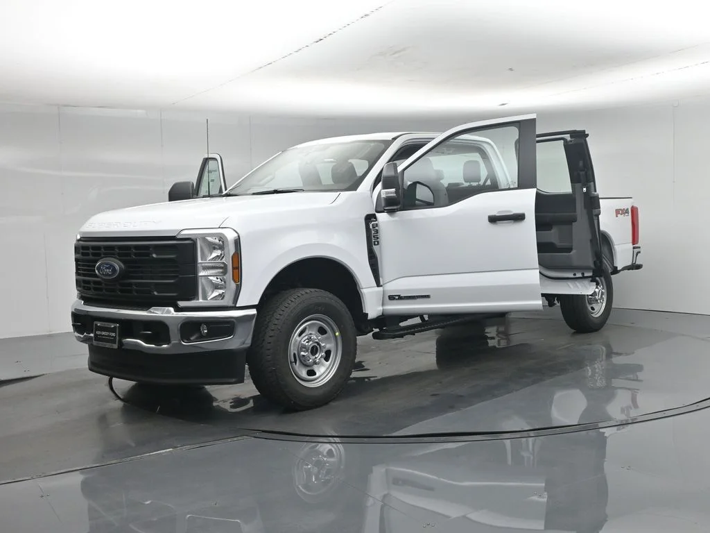 New 2026 White Ford XL image 28