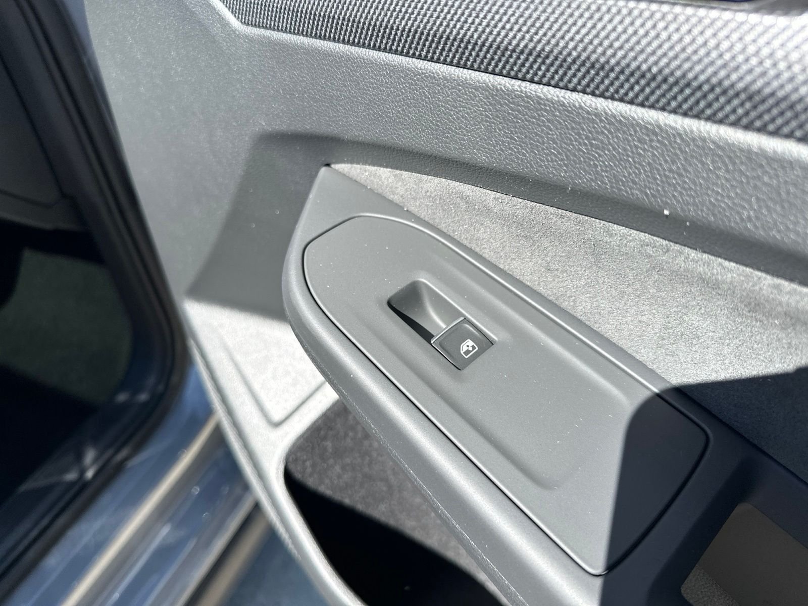 New 2026 Gray Volkswagen 2.0T SE image 39