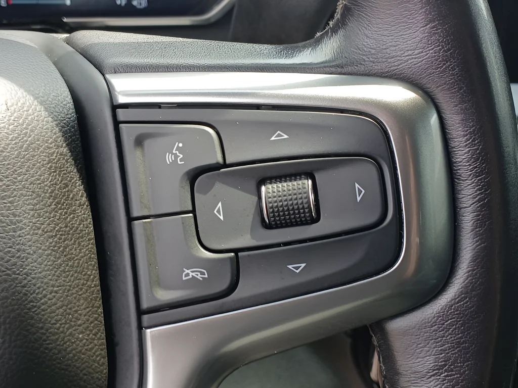 Used 2022 Blue Chevrolet LT image 29
