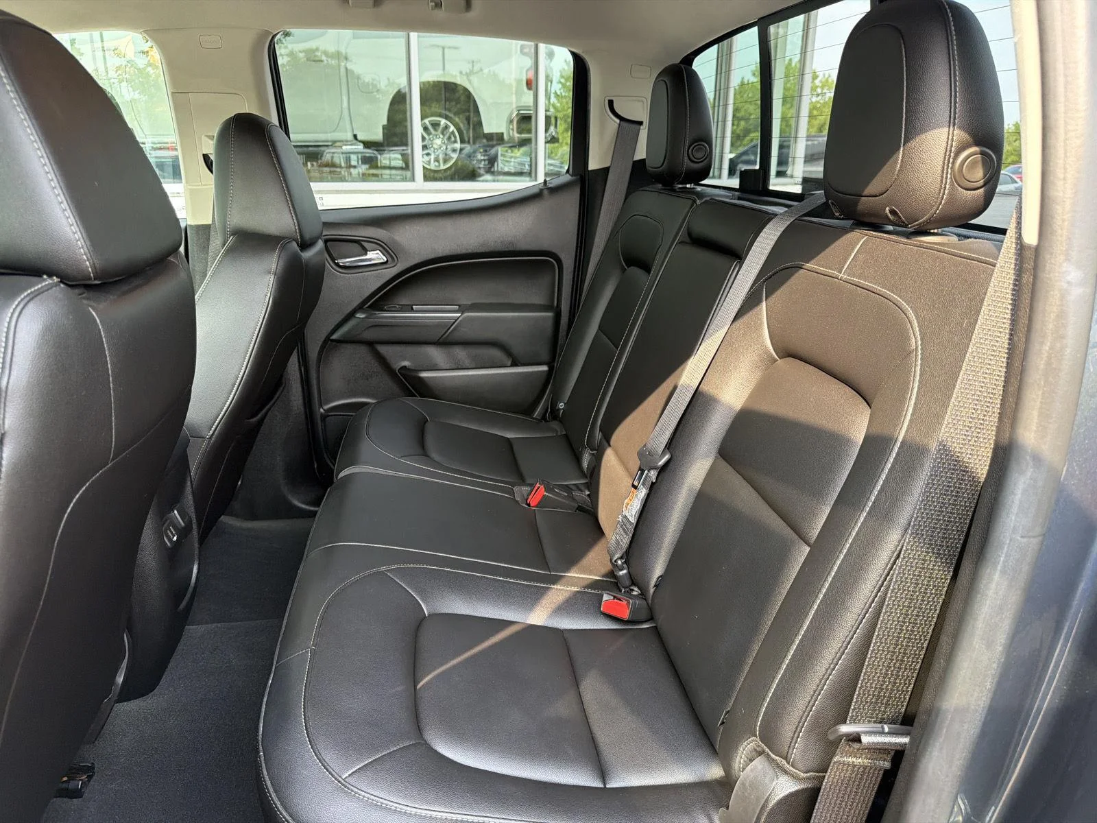 Used 2019 SHADOW GRAY METALLIC Chevrolet 4WD ZR2 image 35