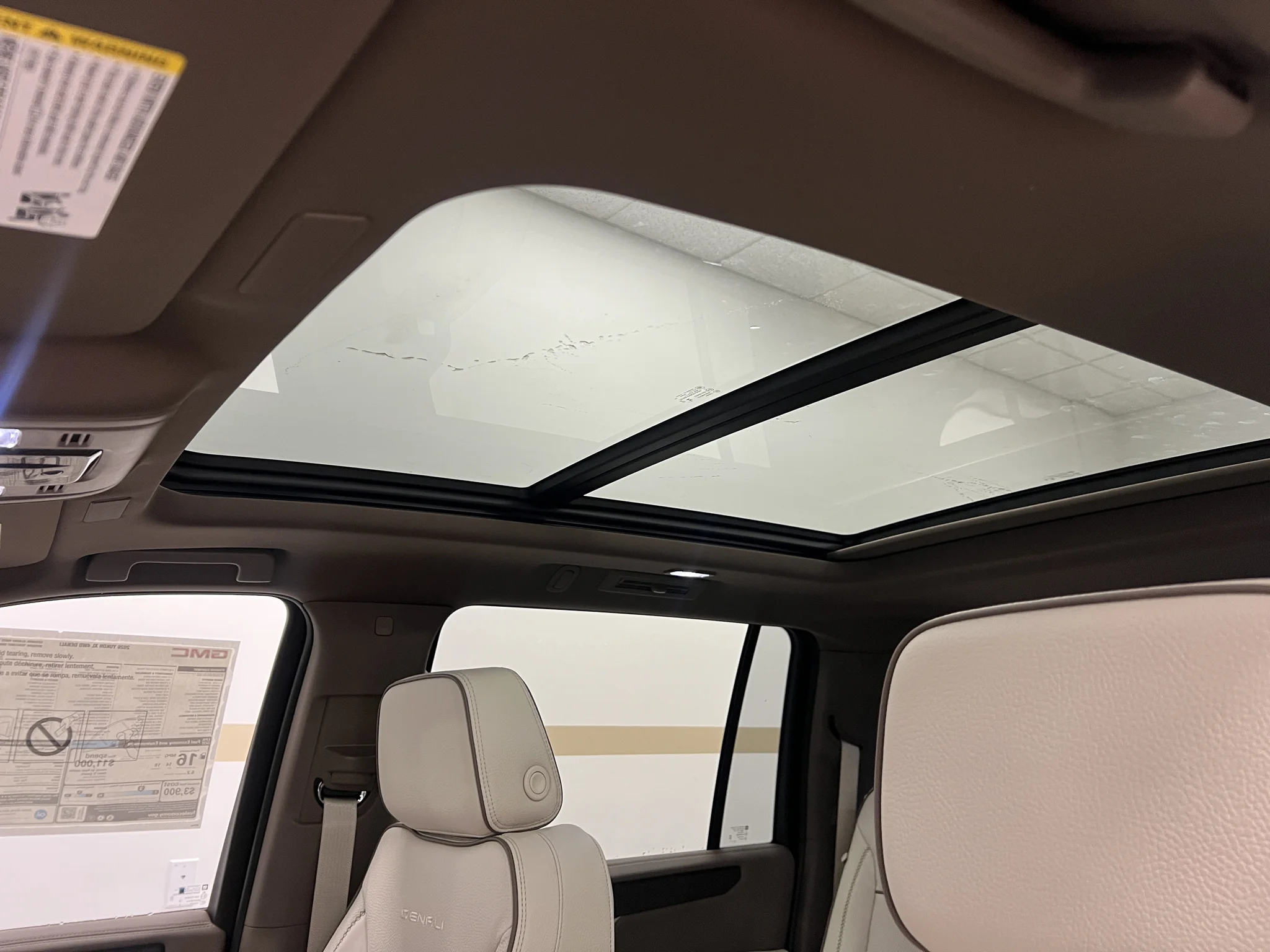 2026 GMC Yukon XL Denali - Photo 7