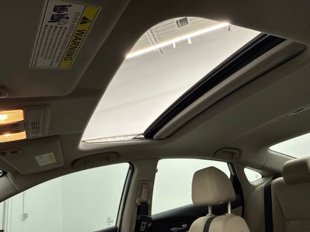 Used 2017 Taffeta White Honda EX image 35