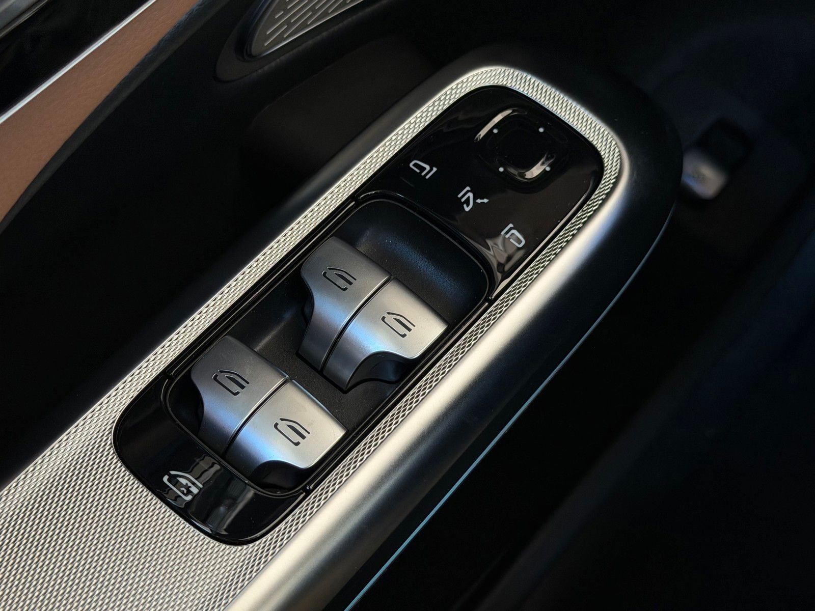 New 2026 Nautical Blue Metallic Mercedes-Benz E 350 image 20