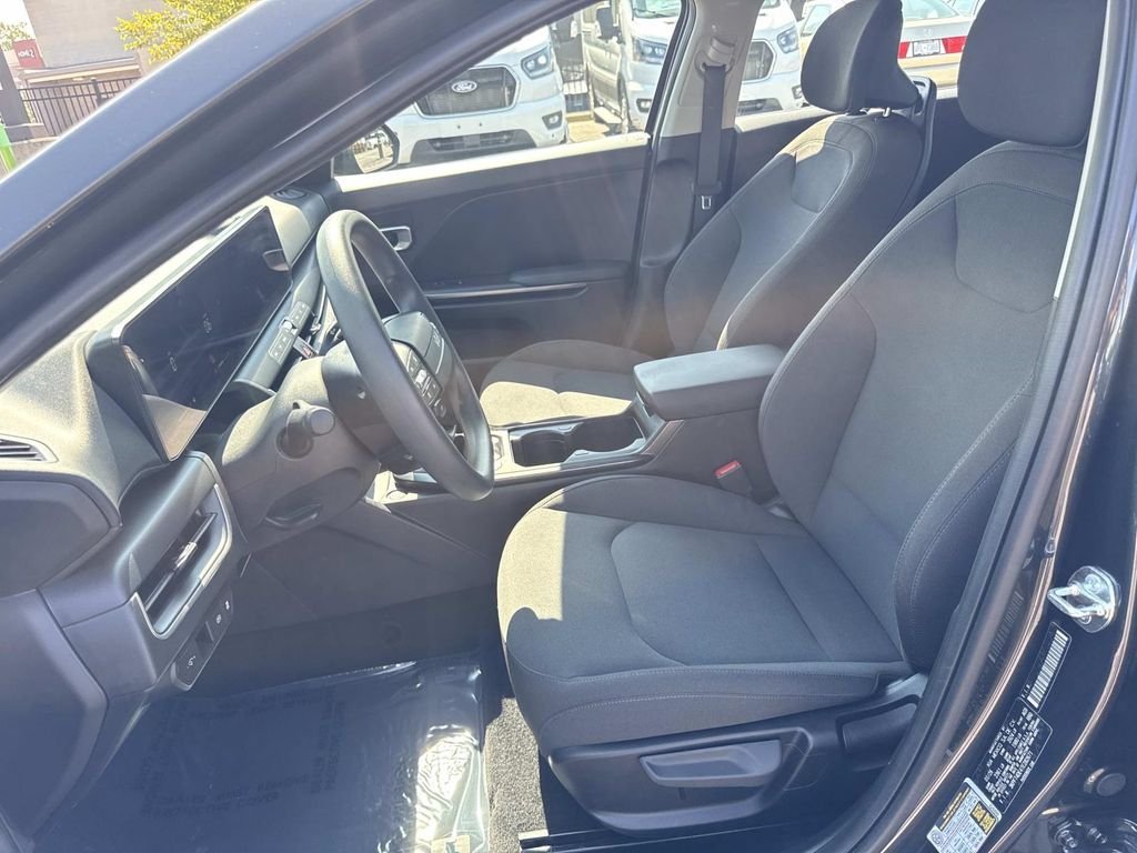 Used 2026 Gray Kia LXS image 15