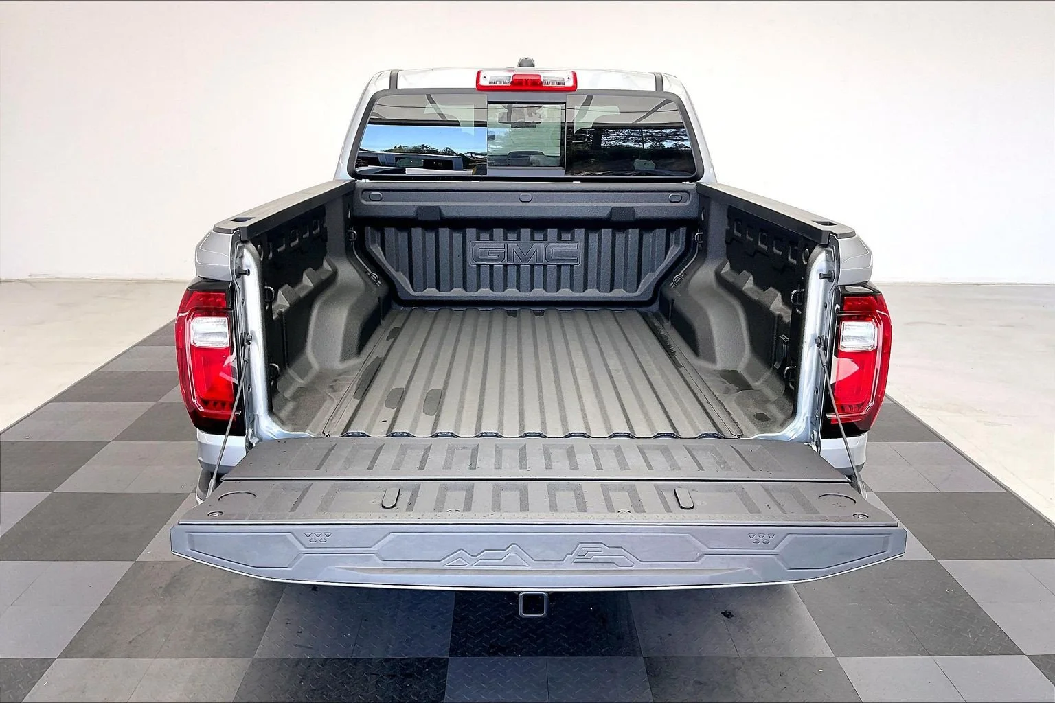 New 2026 Sterling Metallic GMC 4WD Denali image 11