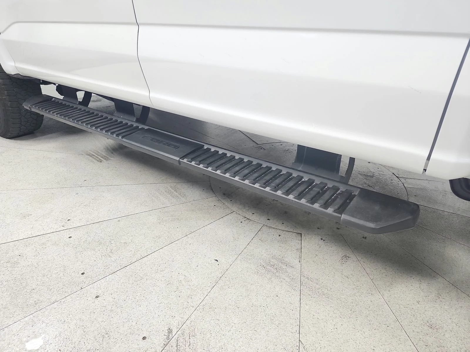 Used 2023 White Ford XL image 44