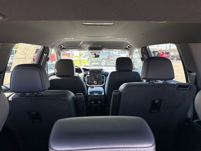 2026 GMC Acadia Elevation - Photo 12