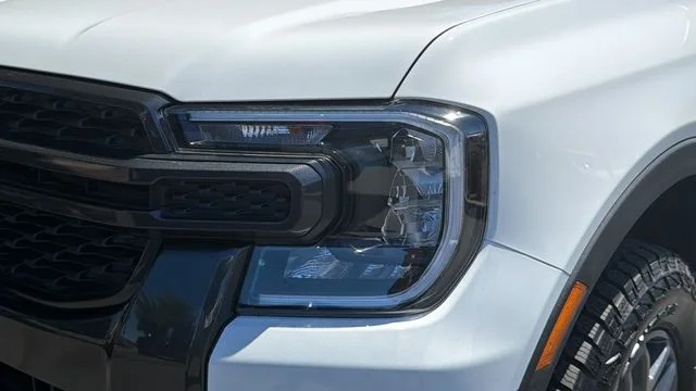 2025 Ford Ranger XLT - Photo 11