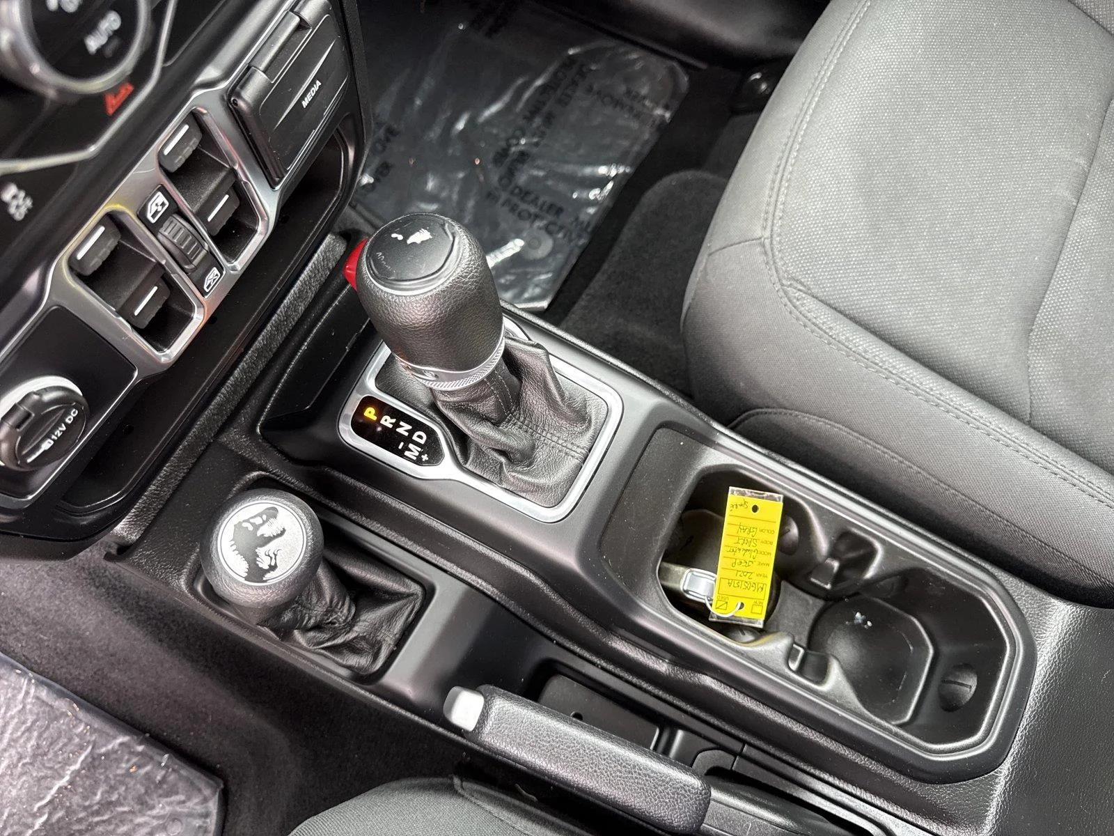 Used 2021 Granite Crystal Metallic Clearcoat Jeep Sport S image 27