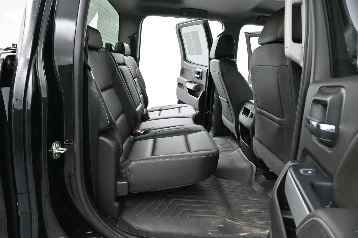Used 2019 Black Chevrolet LTZ image 31