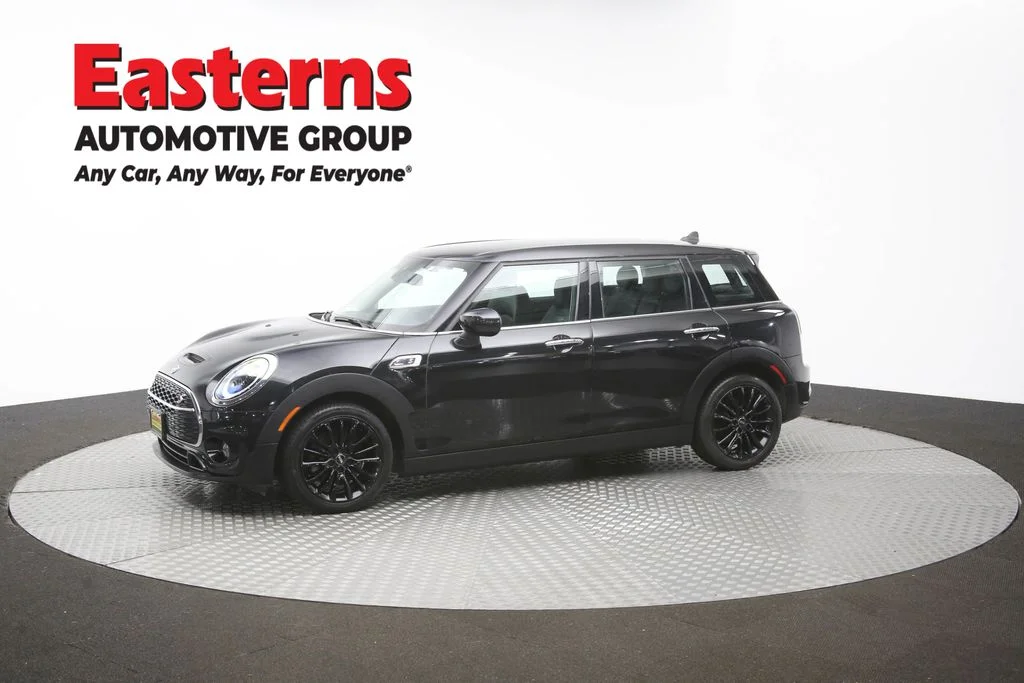 Used 2023 Black MINI Clubman image 57