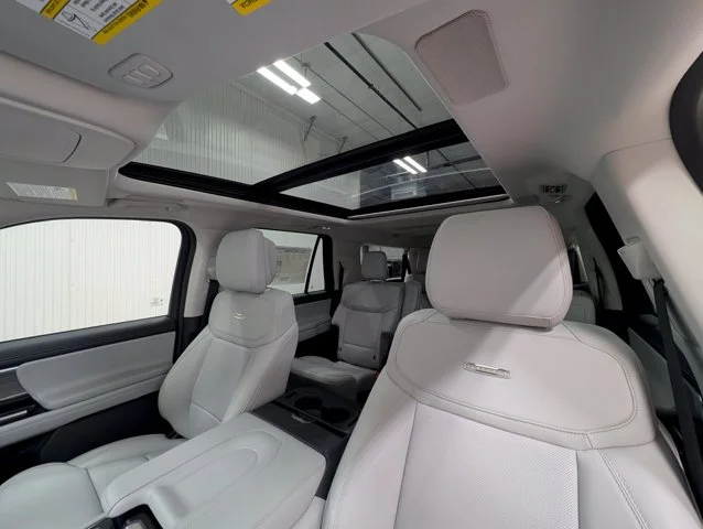 New 2027 Star White Metallic Tri-Coat Ford MAX Platinum image 50