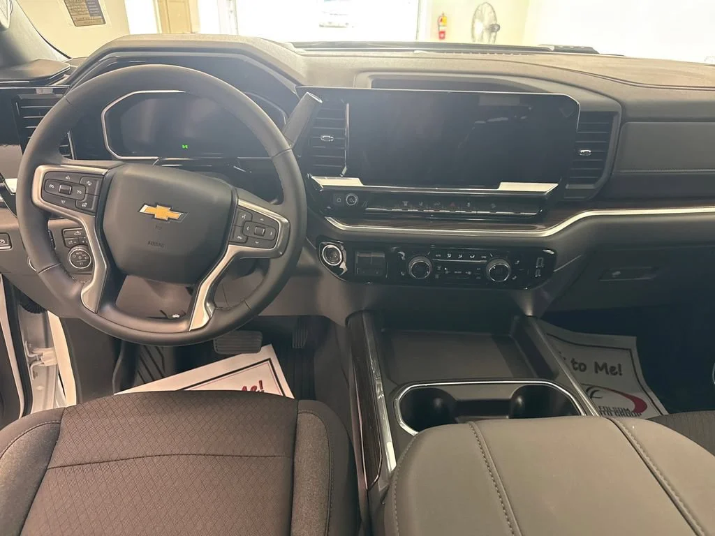 New 2026 Summit White Chevrolet LT image 16