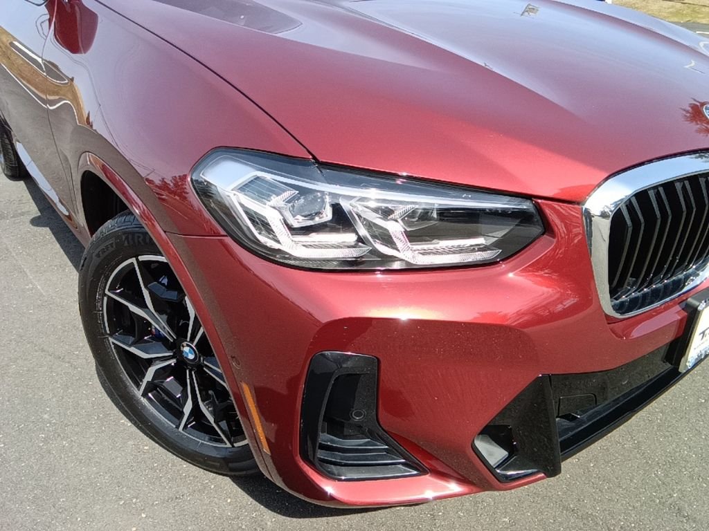 Used 2025 Aventurin Red Metallic BMW M40i image 31