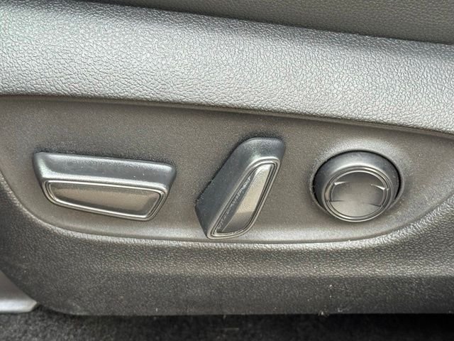 Used 2024  Toyota XLE image 20