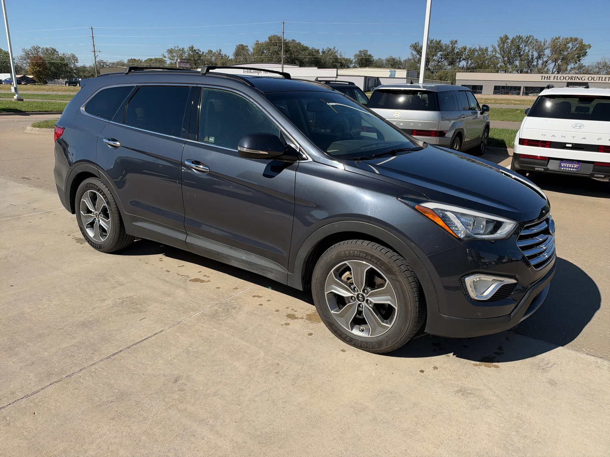 Used 2013 Crystalline Blue Pearl Hyundai GLS image 7