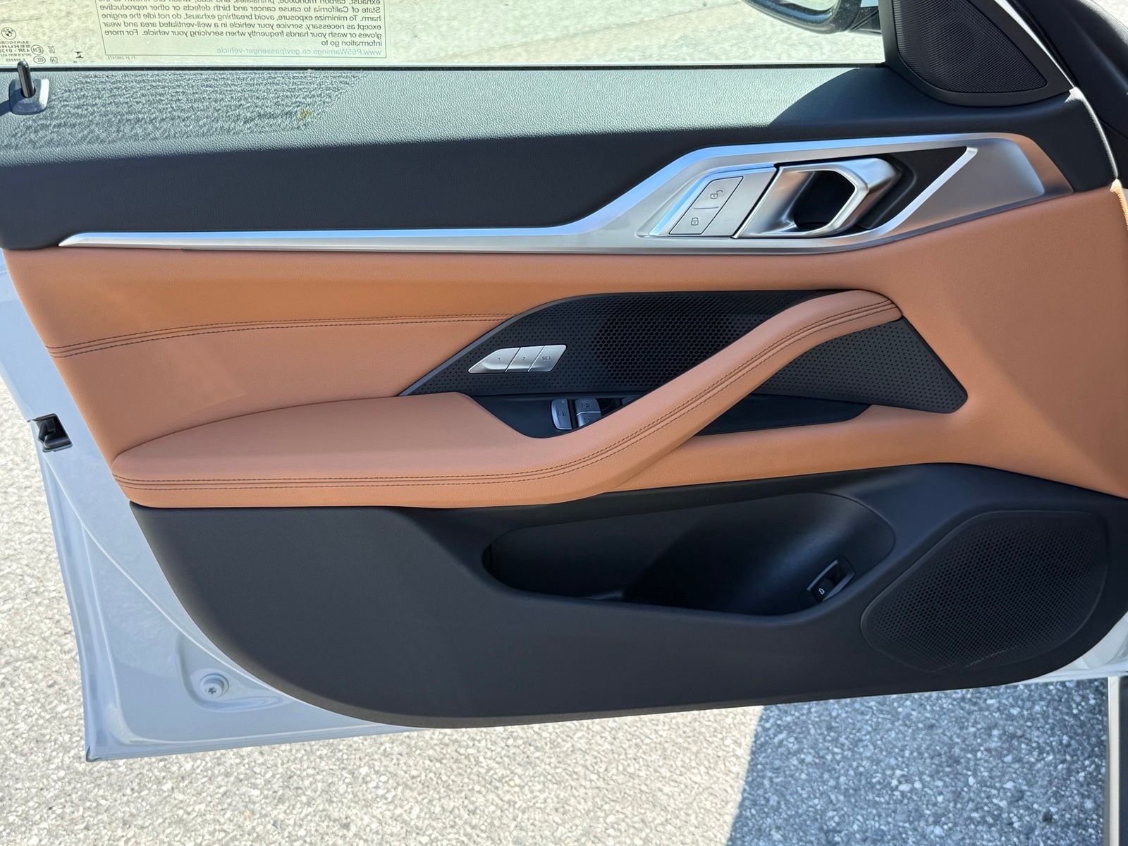 New 2026 Mineral White Metallic BMW eDrive40 image 19