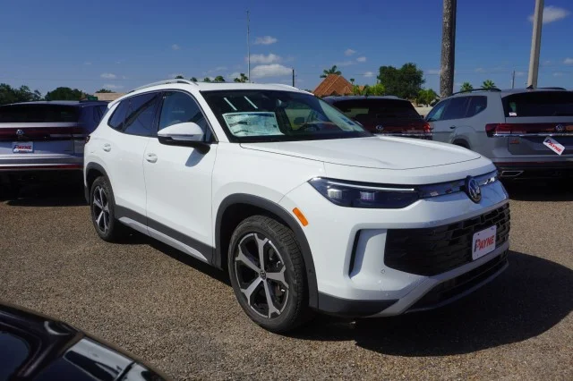 New 2026 Pure White Volkswagen 2.0T SE image 3